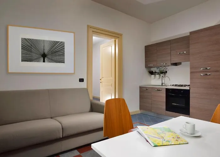 Termini Apartahotel 2*